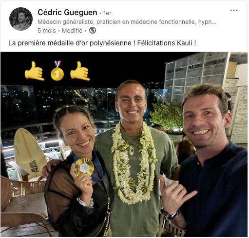 Dr Céderic Gueguen et le surfeur médaillé olympique Kauli Vaast